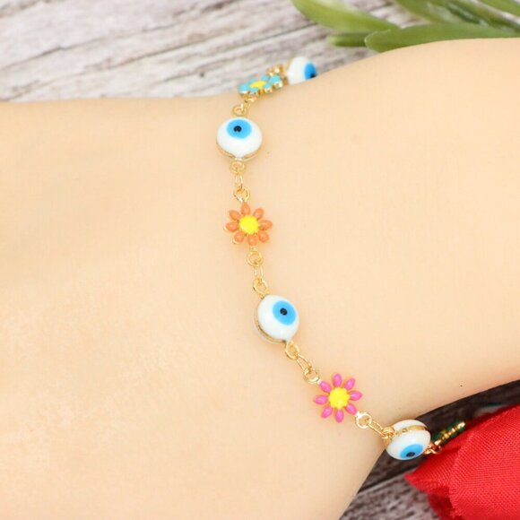 "Trendy Bracelet for Girls & Women – Cute, Adjustable & Gift-Ready | MLCRC1152 - Picture 5 of 10